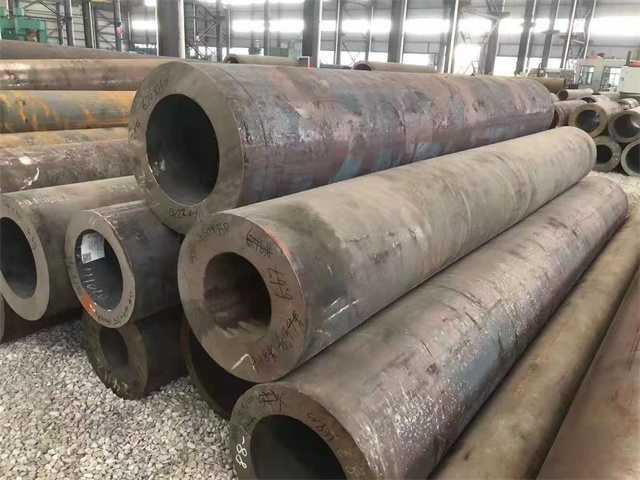 四平厚壁无缝钢管锻造